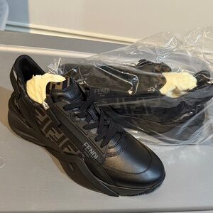 Fendi Black Men’s Leather FF-Logo Runner Sneakers
